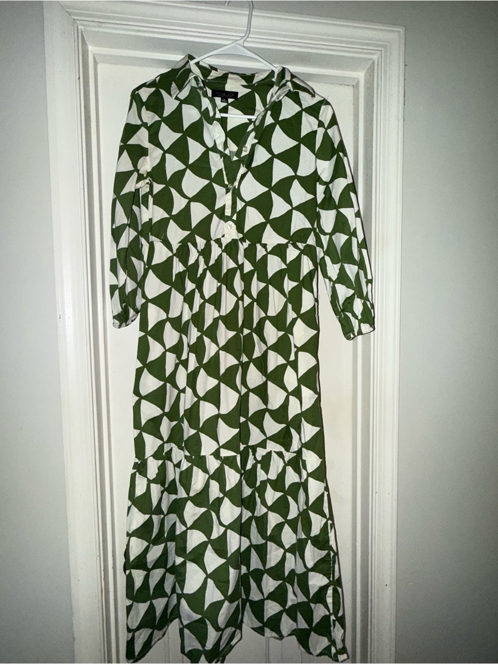 Rachel Zoe Green and White Geometric Tiered Dress